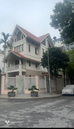 Biệt thự Tây Hồ lô góc, giá mềm bất ngờ