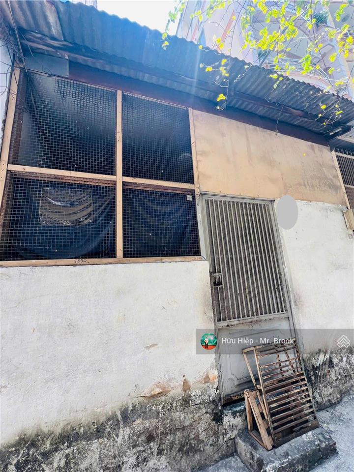 Bán nhà lý tự trọng quận 1, gần chợ bến thành ngang 4,55m, giá ~322 triệu/m² rẻ hơn giá nhà nước