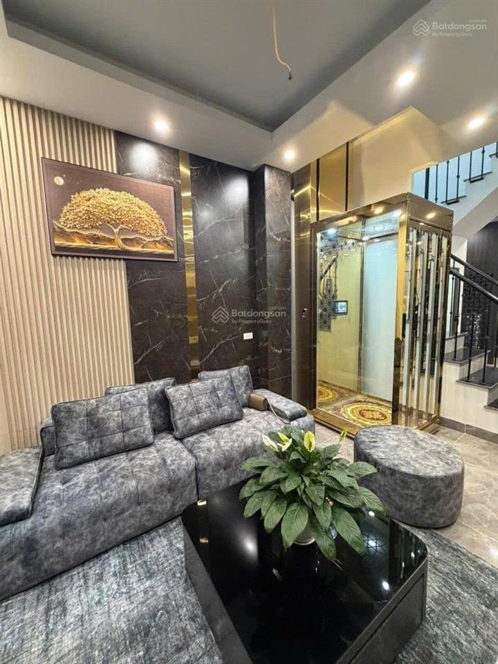 Bán nhà khâm thiên đống đa 55m2 5 tầng thang máy full nội thất gần phố