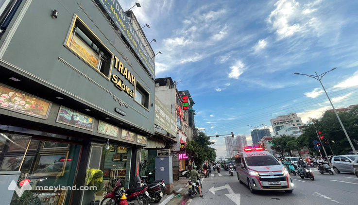Bán nhà mặt đường Giải Phóng - 815m2 - 2 tầng - phù hợp xây tòa nhà văn phòng cao tầng