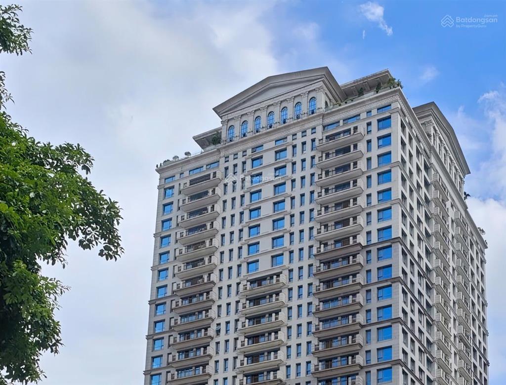 Bán chung cư tân hoàng minh, nguyễn văn huyên, căn hộ 200m² 5 ngủ, 5 wc. tầng 24, giá 52 tỷ