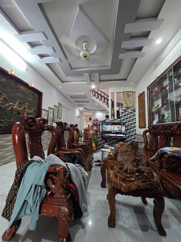 Nhà phố 136m2 khu trung tâm hành chính dĩ an, phường dĩ an, tp dĩ an
