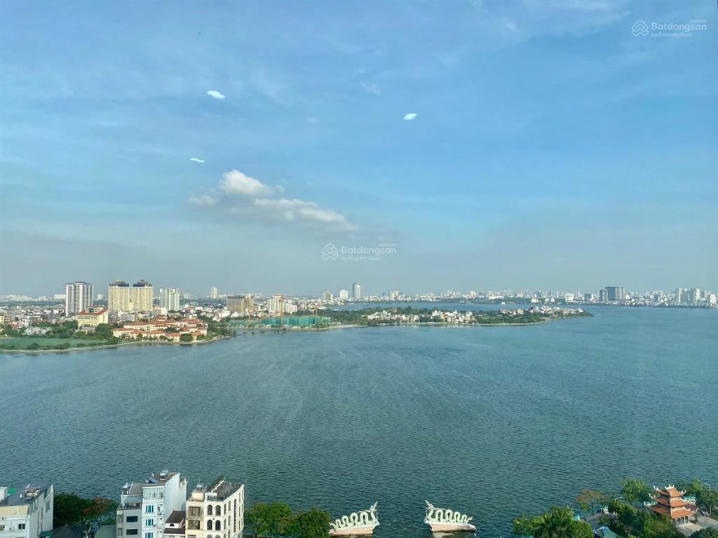 Chỉ hơn 5 tỷ thôi ạ! em có căn góc 2pn chung cư edorado tân hoàng minh tây hồ cần bán nhanh.