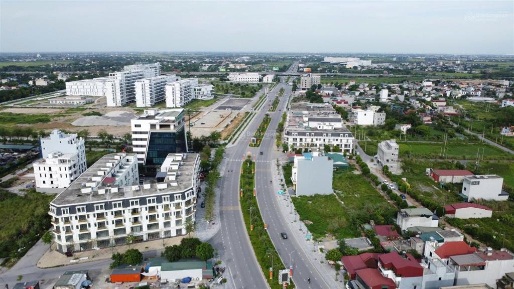Đất mặt đường lê duẩn đối diện bv việt đức cs2 tp phủ lý hà nam