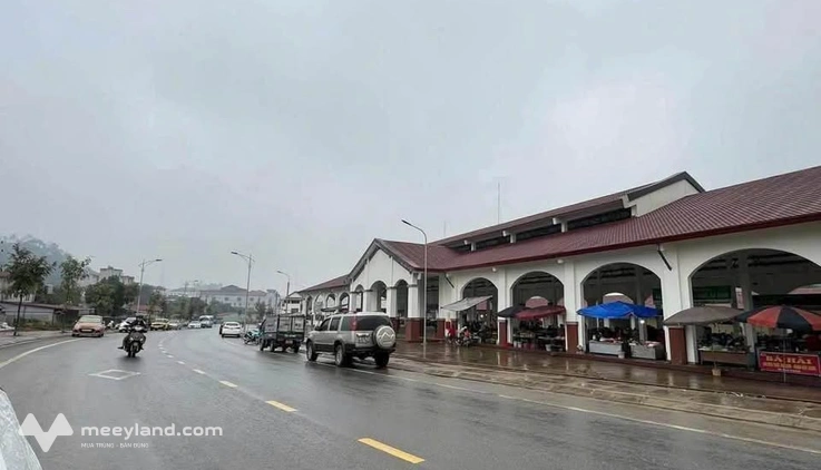 Đất 2 mặt tiền chợ Km4 mới, Lào Cai - Kinh doanh đỉnh, giá chỉ 4.1 tỷ