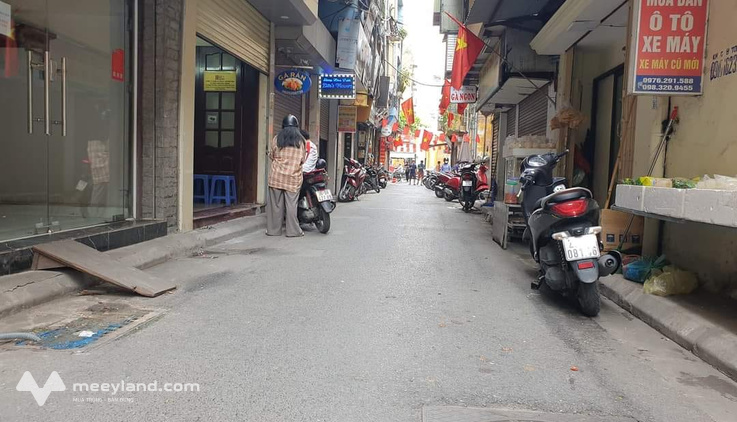 Bán nhà mặt ngõ ô tô đường Thái Thịnh, 43m2 - 7 tầng - 11 phòng khép kín