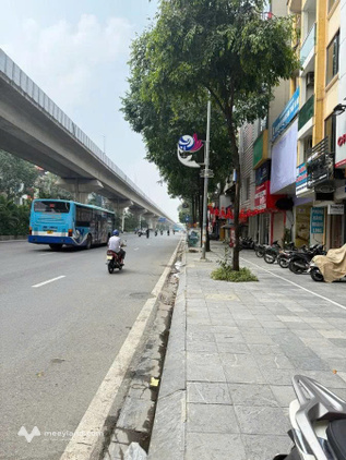 Bán nhà 3 tầng mặt phố lớn Quang Trung, 95m2, 2 mặt tiền rộng 5m, lô góc sáng thoáng, kinh doanh sầm uất, giá 40 tỷ
