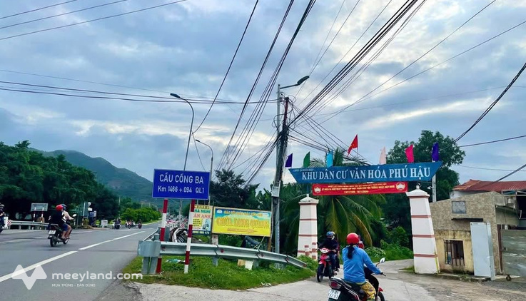 Nhà 2 mặt tiền gần Bến xe Nha Trang - Giá chỉ 1.8 tỷ