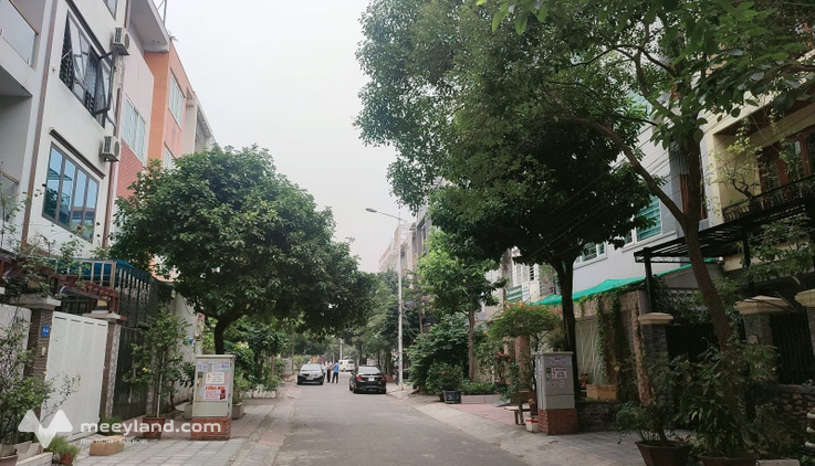 Bán nhà Khu đô thị Văn Khê, 6 tầng thang máy, sổ đỏ chính chủ - mưa không ngập vào nhà