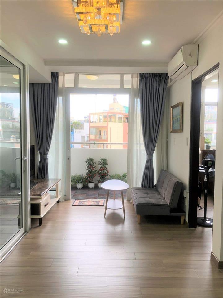 Bán căn hộ chung cư screc tower 92 m2/2pn giá 5.55 tỷ 0908 879 *** tuấn