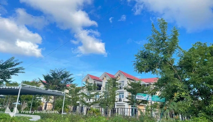 Đất vàng Huế - View công viên, mặt tiền rộng, giá hời