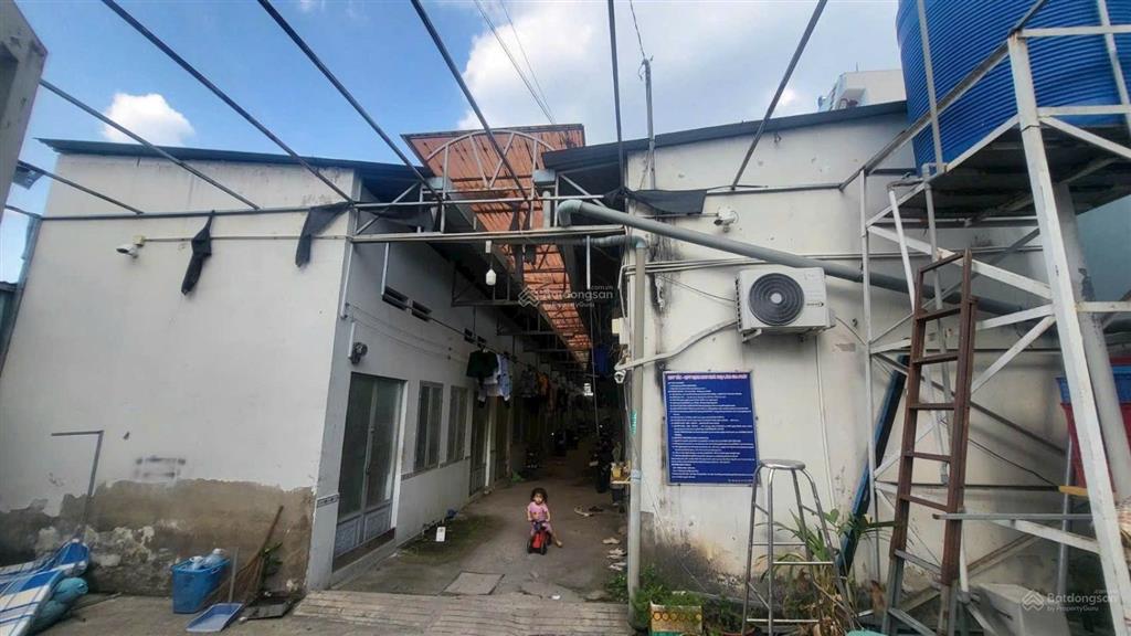 Dãy trọ thạnh xuân 21, quận 12, giá rẻ 16,8 tỷ