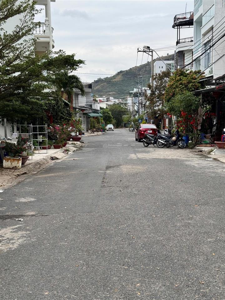 Bán đất hòn sện vĩnh hòa giá 3 tỷ 6 sổ hồng