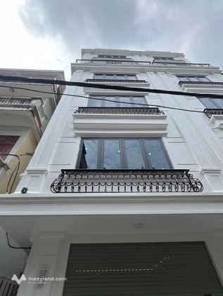Nhà 7 tầng thang máy mới xây, kinh doanh đỉnh cao, Hoàng Hoa Thám, Ba Đình - 38m², 13 tỷ