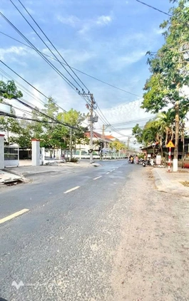 Nền biệt thự 366m2 phường Bến Tre, gần đại lộ Đông Tây