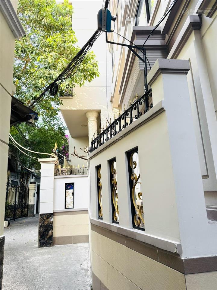 Gần 70m² cách đường xe tải 1 căn hẻm thoáng thửa dài miên man 18 mét quy hoạch cảng công viên