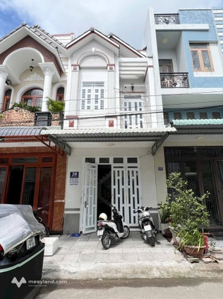 Cho thuê nhà trệt lầu đường số 7 Khu dân cư Đại học Y Dược, Cần Thơ - 10 triệu/tháng