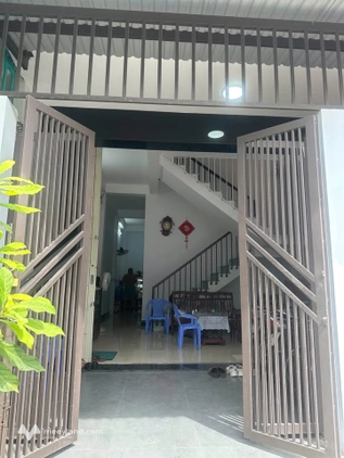 Nhà 2 mê đúc, 2 ngủ 2 vệ sinh, hướng Đông Nam - Giá 2,6 tỷ - Dọn vào ở ngay