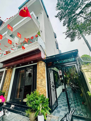 Nhà 3.5 tầng 72m² có sân cổng, 4 ngủ tại Khu đô thị Hoà Vượng, Nam Định