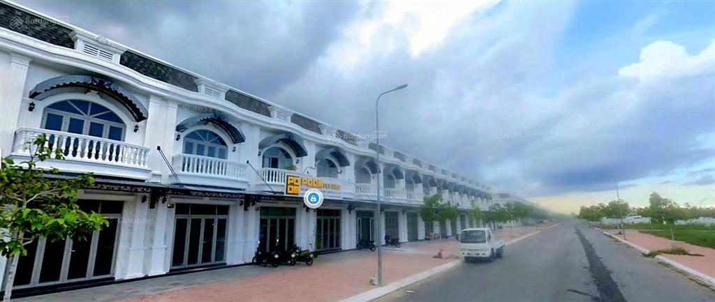 Chính chủ bán nhà phố liền kề khu đô thị 5a mekong centre, phường phú lợi, cần thơ 5x23m (115,6m2)