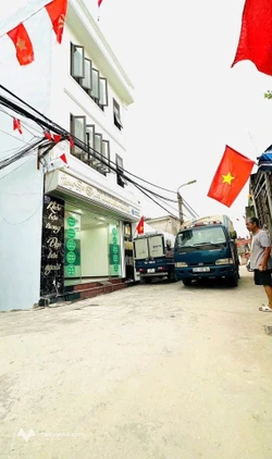 Nhà mặt đường Phương Khê, Kiến An - Kinh doanh đỉnh, giá tốt