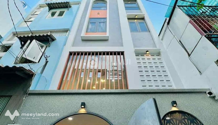 Nhà đẹp giá rẻ! 42m2 Nguyễn Thiện Thuật, phường 1, quận 3, xây 1 trệt, 1 lửng 2 lầu, giá 2,45 tỷ, sổ riêng