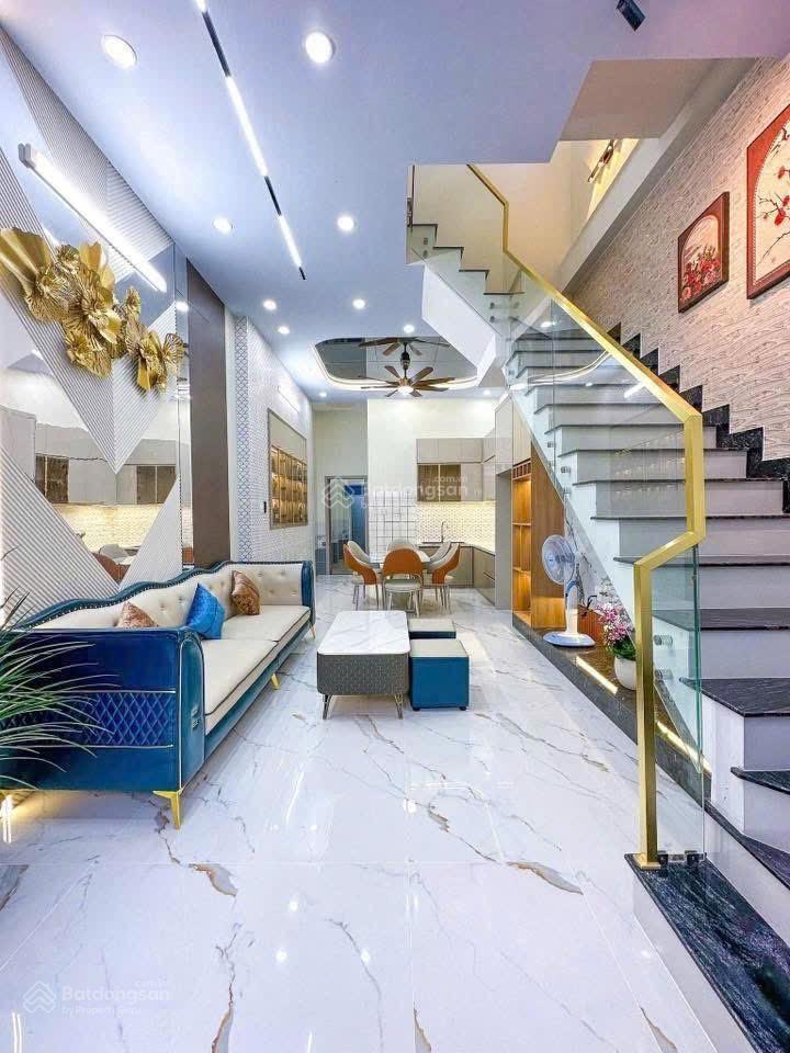 Đường huỳnh văn bánh, phú nhuận, 60m2, shr, đầy đủ nội thất đang cho thuê 17tr/th