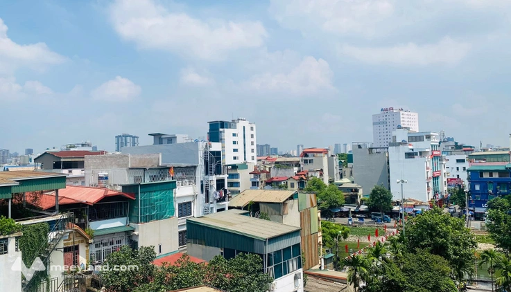 Bán tòa nhà mặt ngõ thông đường Kim Giang, 65m2, 6 tầng, thang máy