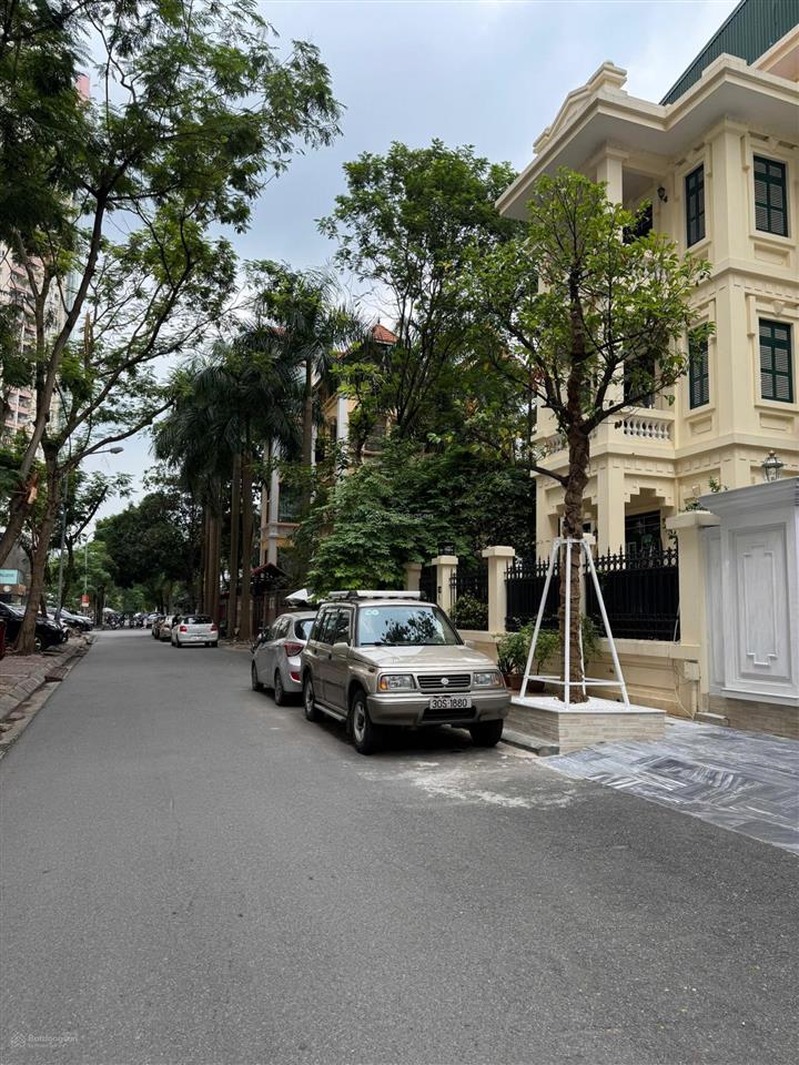 Bt kđt nam trung yên, 190m2 5t mt 10,5m giá 75 tỷ, ô tô tránh vỉa hè rộng, dt 140tr/tháng. hiếm