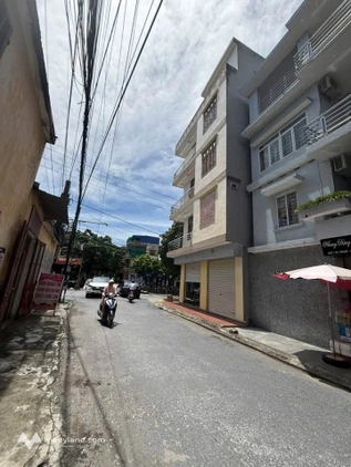 Bán căn góc 3 tầng Ngô Văn Sở - Vừa ở vừa kinh doanh, lại còn được tặng kèm điều hòa, nóng lạnh
