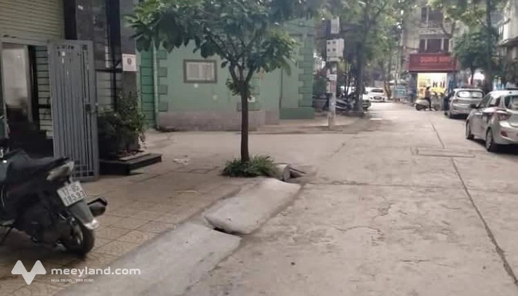 Bán tòa nhà mặt ngõ ô tô đường Hoàng Quốc Việt, 80m2, 7 tầng, thang máy