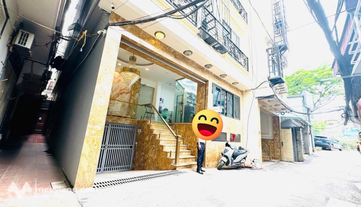 Bán tòa nhà chung cư mini đường Võ Chí Công 180m2 - 9 tầng - thang máy