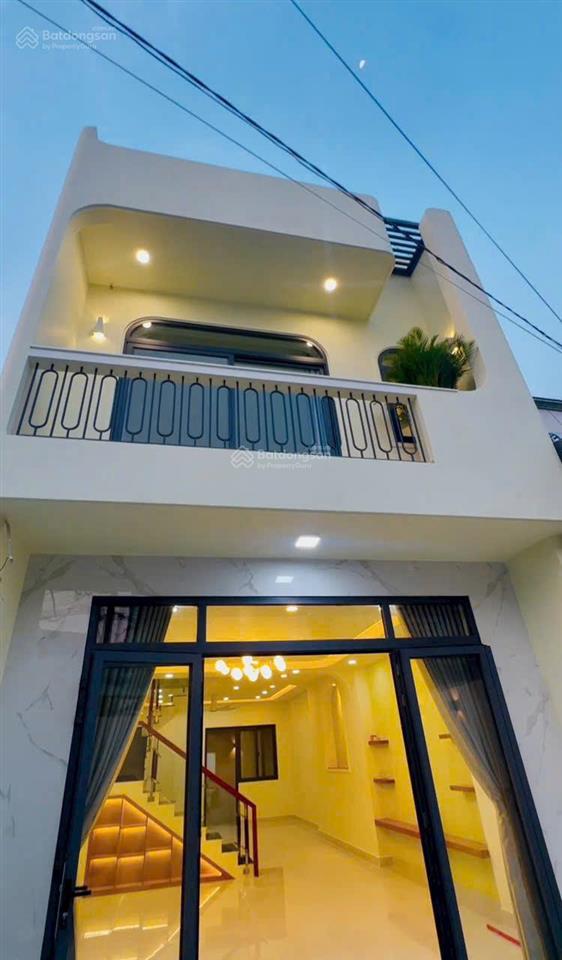 Nhà 2 tầng 2pn 3wc ngay đường số 42 bình trưng đông. cách bệnh viện lê văn thịnh chỉ 300m