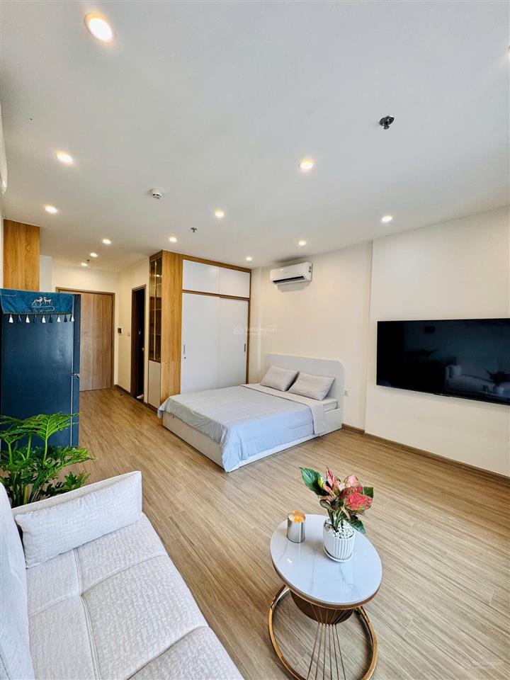 Chính chủ bán căn studio 32m², 2 tỷ 260, full nội thất mới đẹp, sẵn hđ thuê khách hàn 8,5 triệu