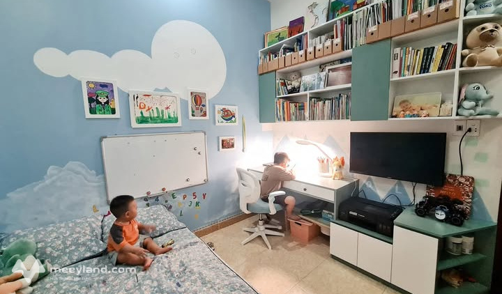Bán nhà 2 tầng 80m2, 2 phòng ngủ, ngõ 23 Lê Hoàn, Thành phố Hà Giang