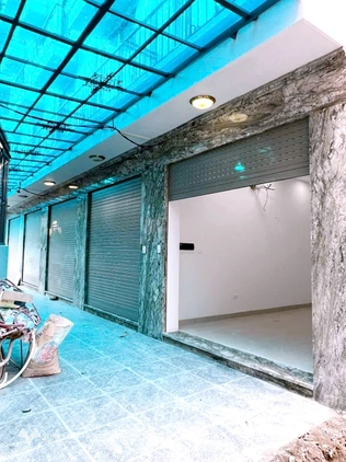 Bán gấp nhà mặt ngõ đường Vũ Tông Phan - 40m2 - 6 tầng - thang máy