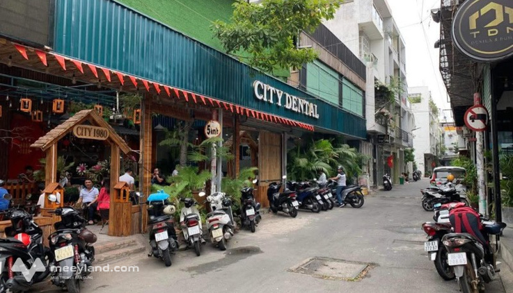 Bán nhà 5 tầng, 5 phòng ngủ, kế bên siêu thị Aeon Tân Phú, giá bán 10 tỷ