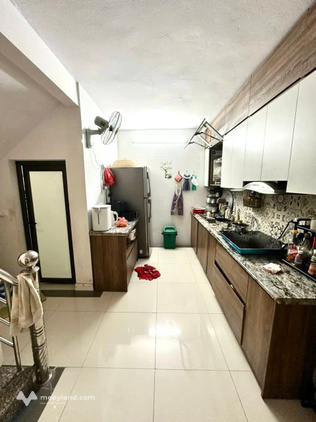 Nhà 2 tầng mới xây, mặt tiền 5m, đường 2 ô tô thông thoáng tại Phương Lâm, Hòa Bình