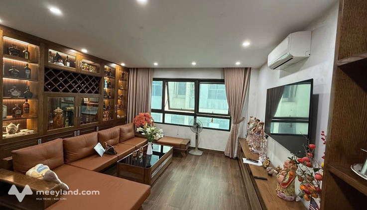 Nhà phố Trung Kính 5 tầng xinh xắn, kinh doanh vô tư, oto tránh tẹt ga