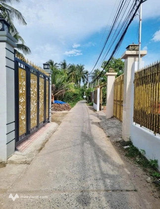 Chào mừng quý vị đến với thiên đường ẩn mình tại Hẻm Cafe 999, phường Phú Khương, thành phố Bến Tre