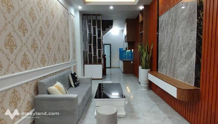 Nhà Lĩnh Nam 33m² - 5 tầng - 5 ngủ - 6.3 tỷ - Sổ đỏ chính chủ