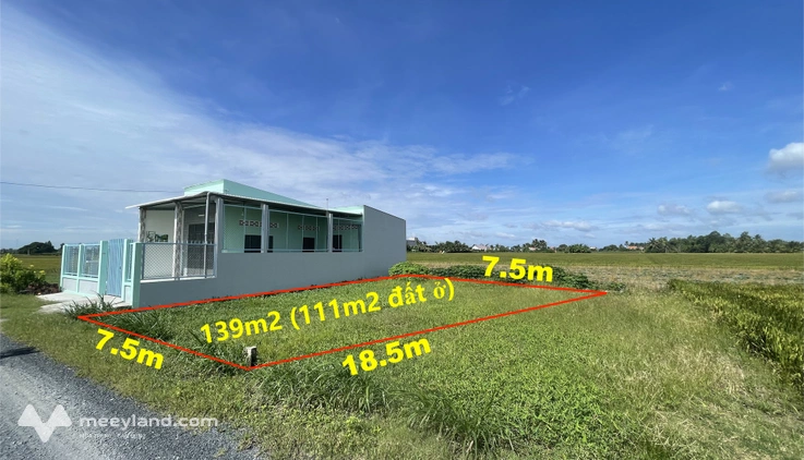 Bán đất Tiền Giang 2 nền view kênh, hướng Đông Bắc, giá hời