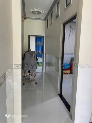 Nhà Châu Đốc - 2 tầng khang trang, sân ô tô rộng rãi