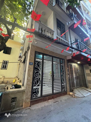 Nhà Kim Mã 6 tầng thang máy, sân đỗ ô tô riêng - Giá hời