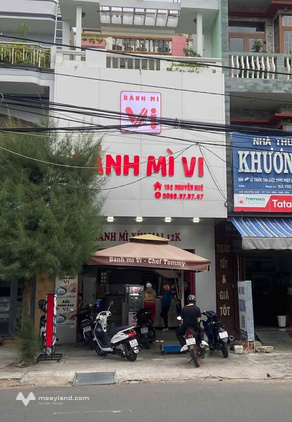 Siêu phẩm nhà mặt tiền đường Nguyễn Huệ, thành phố Tuy Hòa, tỉnh Phú Yên