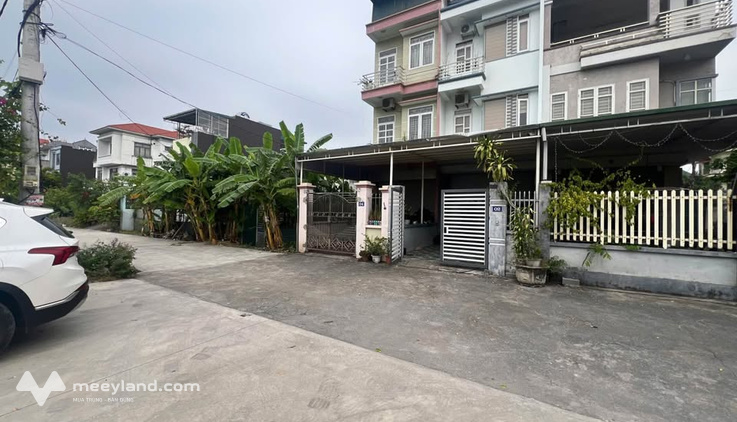 Đất Cẩm Phả 200m2, mặt tiền 12,5m, hướng Nam, sổ đỏ sẵn sàng giao dịch