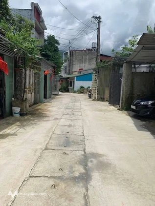 Bán mảnh đất vuông vắn, diện tích 100m2, mặt tiền 4m, chiều sâu 25m