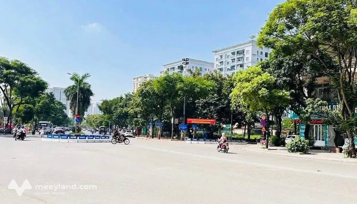 Siêu phẩm mặt hồ Văn Quán, một kiệt tác kiến trúc độc bản, hiếm có khó tìm