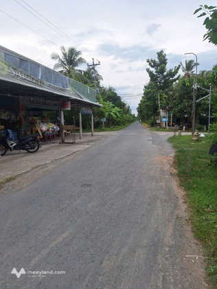 Bến Tre, đất mặt tiền lộ nhựa 423m2, tặng 2 ki-ốt kinh doanh đa ngành nghề