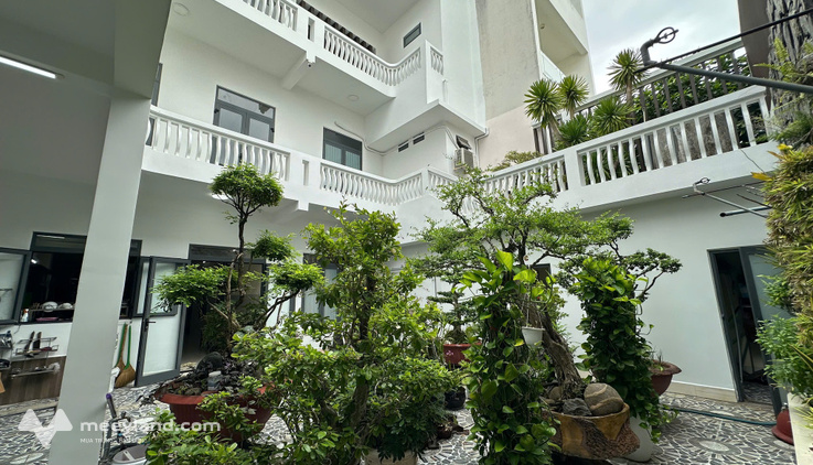 Biệt thự Trần Phú 316m2 - Trung tâm thành phố, 5 ngủ, sân thượng, vườn bonsai triệu đô